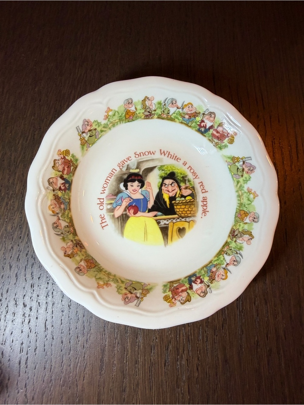 Snow White Bone China Decorative 5” Bowl in White with character art